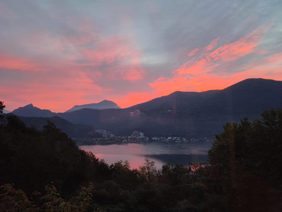 La Finestra Sul Lago Acomodação com café da manhã Brusimpiano Exterior foto