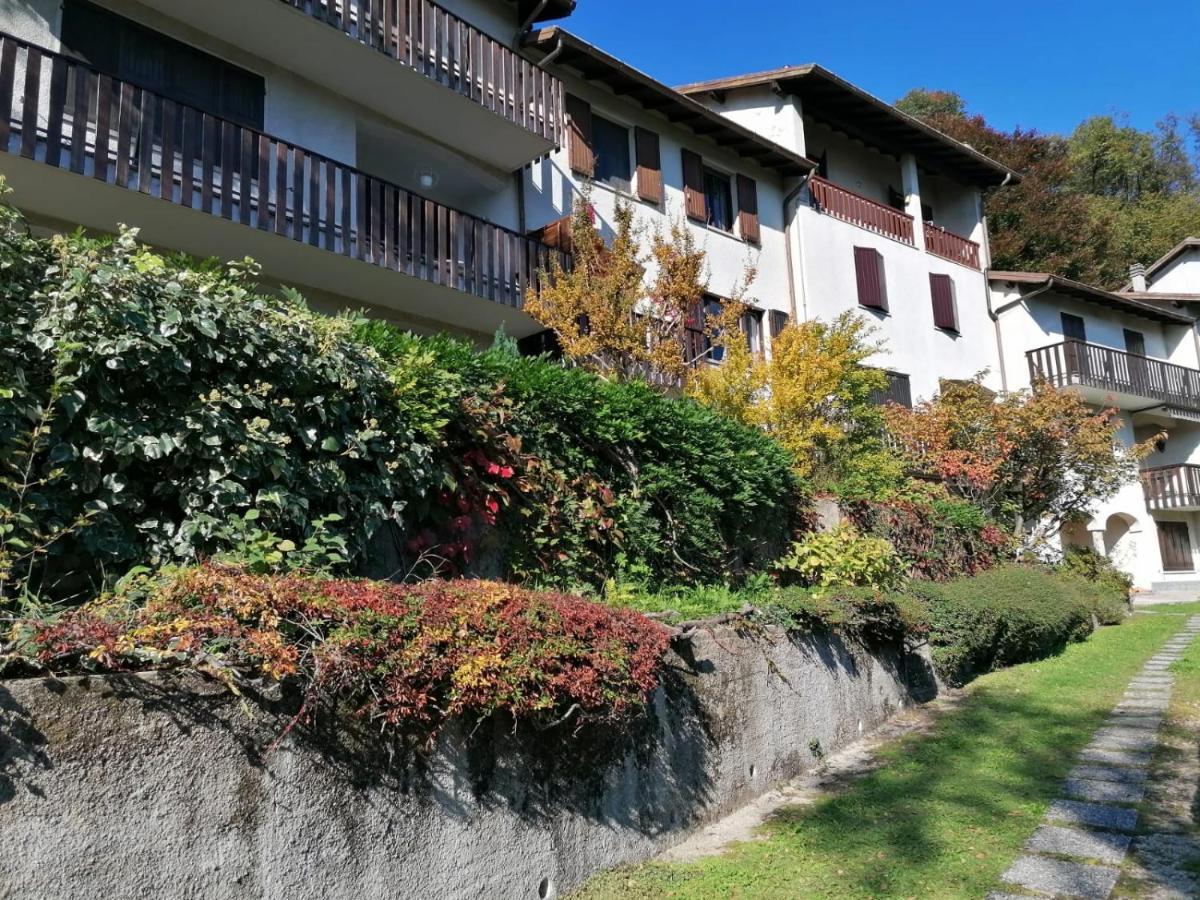 La Finestra Sul Lago Acomodação com café da manhã Brusimpiano Exterior foto