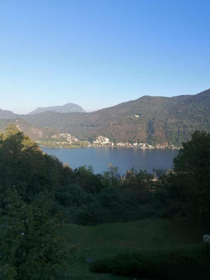 La Finestra Sul Lago Acomodação com café da manhã Brusimpiano Exterior foto