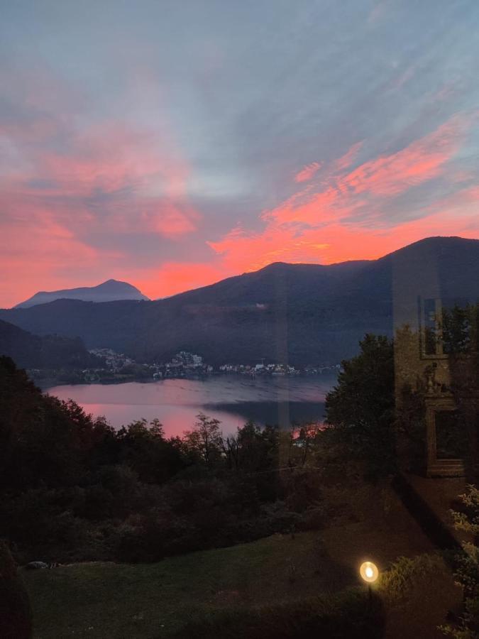 La Finestra Sul Lago Acomodação com café da manhã Brusimpiano Exterior foto